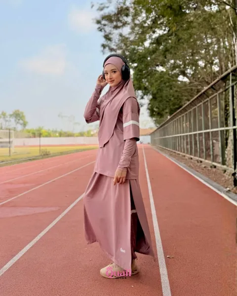 Solana Nefia SET - One Set Sporty | Setelan Olah Raga Syar'i (Hijab + Atasan + Bawahan) | Satu Set