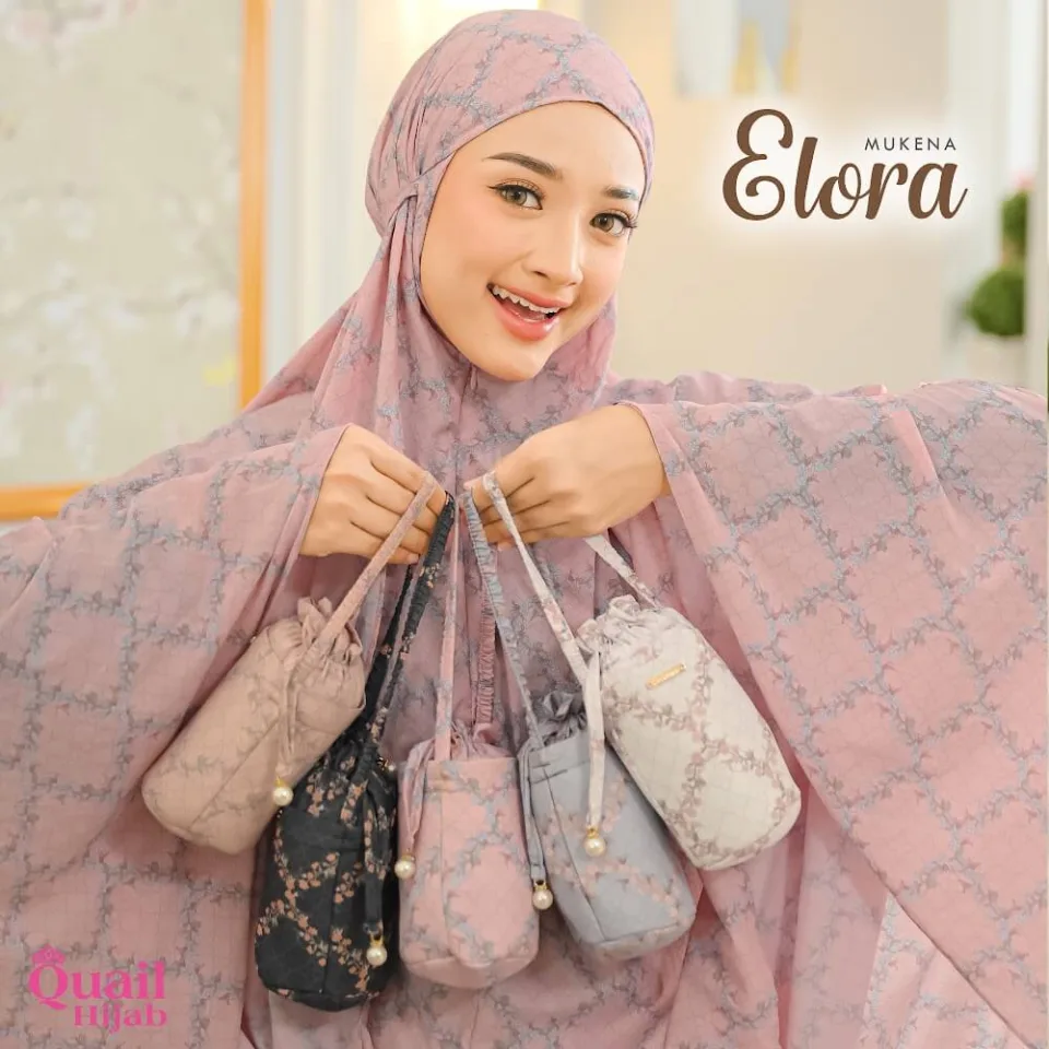 Elora Mukena Travelling