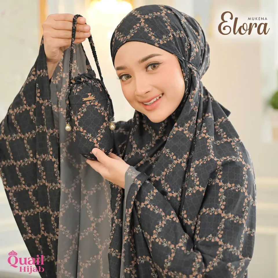 Elora Mukena Travelling