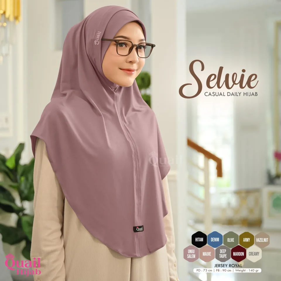 Selvie Hijab Instan Kacamata