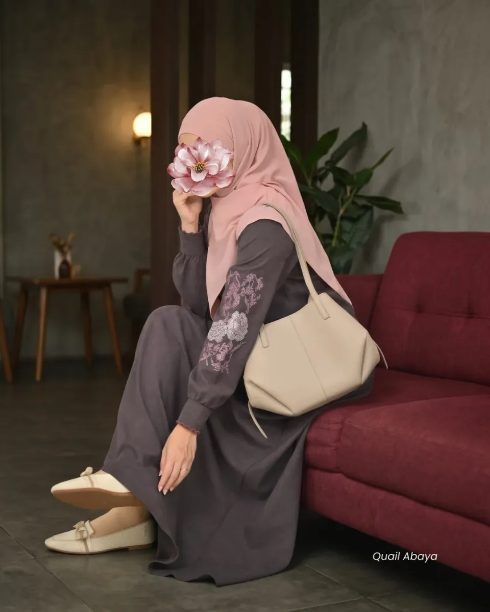 HANEEN DRESS | Dress Muslimah Syar'i | Dress Cuprolook Lembut — foto 2