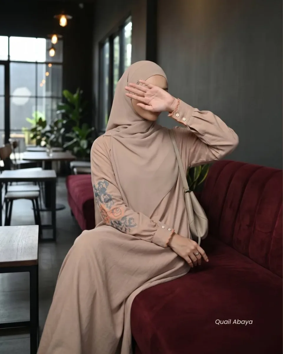HANEEN DRESS | Dress Muslimah Syar'i | Dress Cuprolook Lembut — foto 4