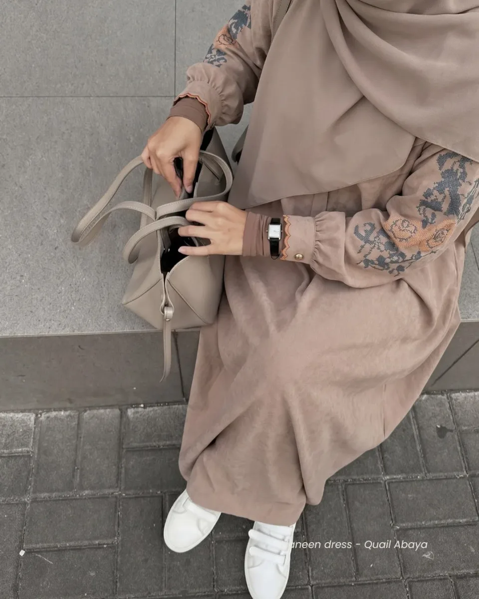 HANEEN DRESS | Dress Muslimah Syar'i | Dress Cuprolook Lembut — foto 6